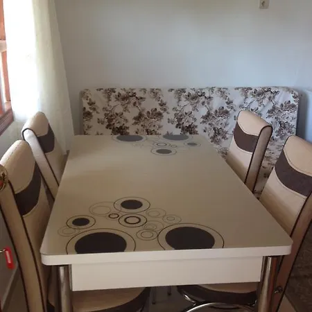 Alojamento de Acomodação e Pequeno-almoço Sidemara Side